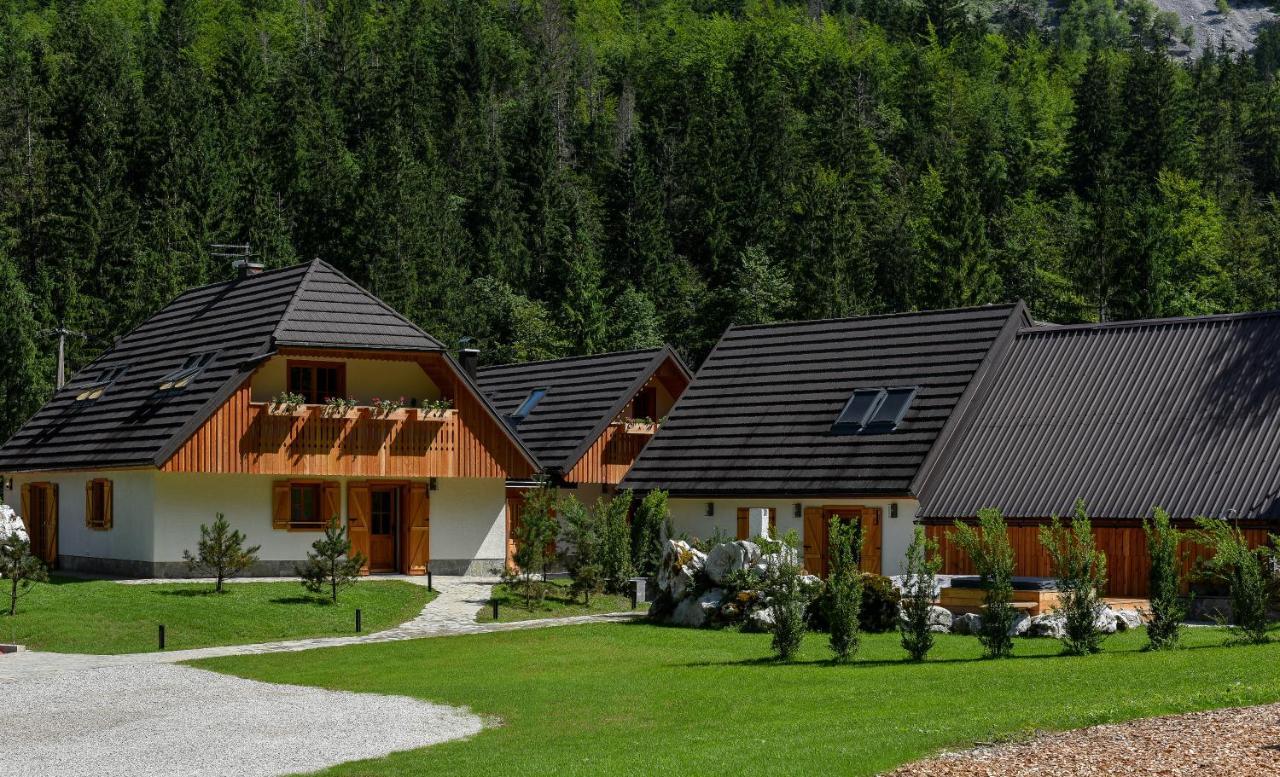 Julian Village Lepena โซชา ภายนอก รูปภาพ